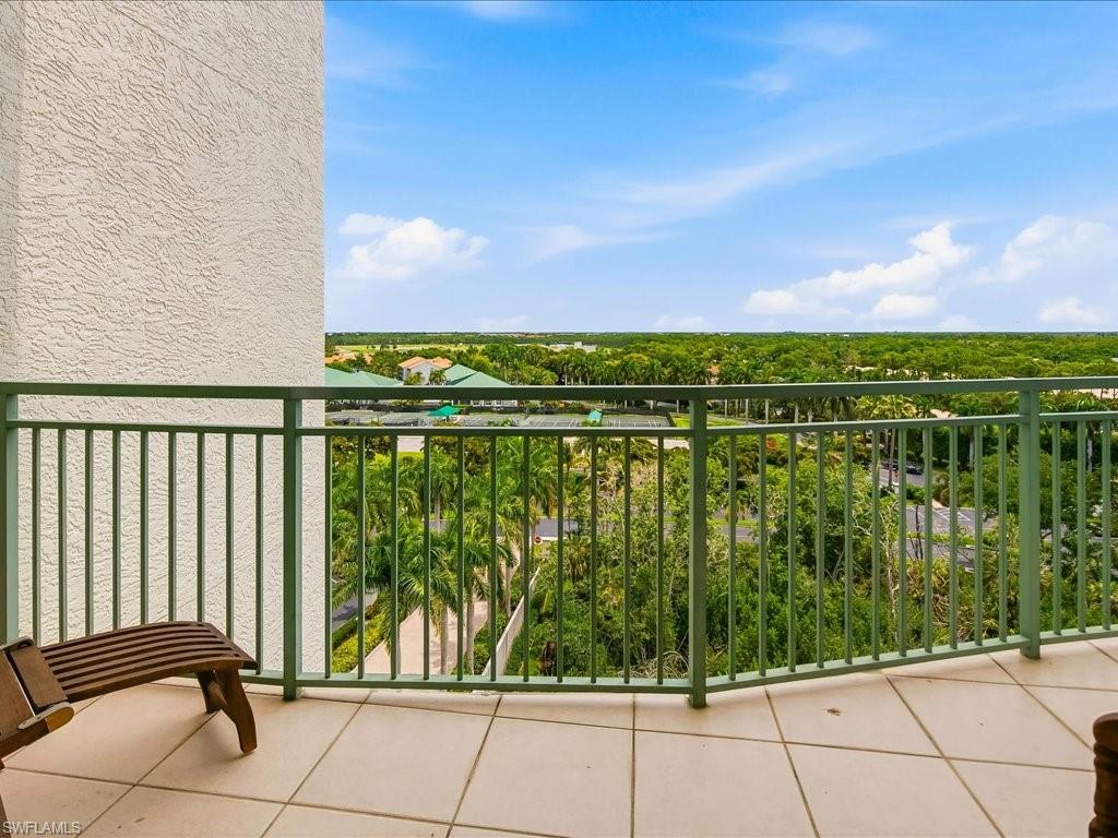 425 Cove Tower Dr 901 Property Photo 28