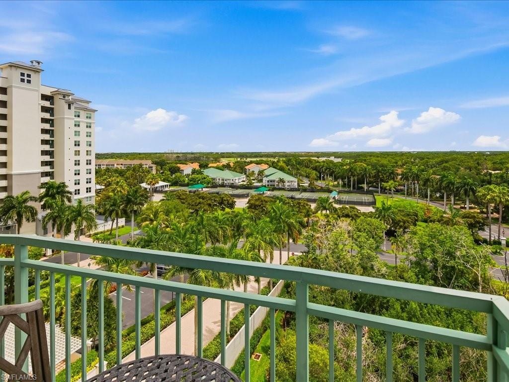 425 Cove Tower Dr 901 Property Photo 31