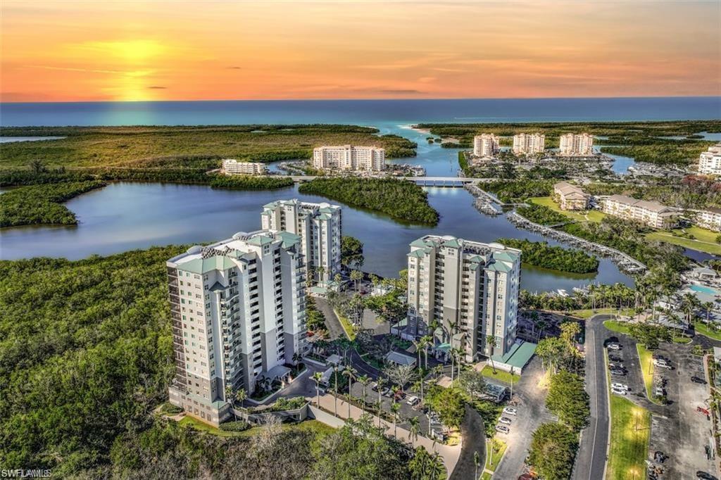 425 Cove Tower Dr 901 Property Photo 34