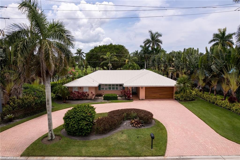 520 Harbour Dr Property Photo 3