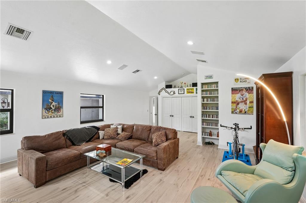 4980 Tamarind Ridge Dr Property Photo 10
