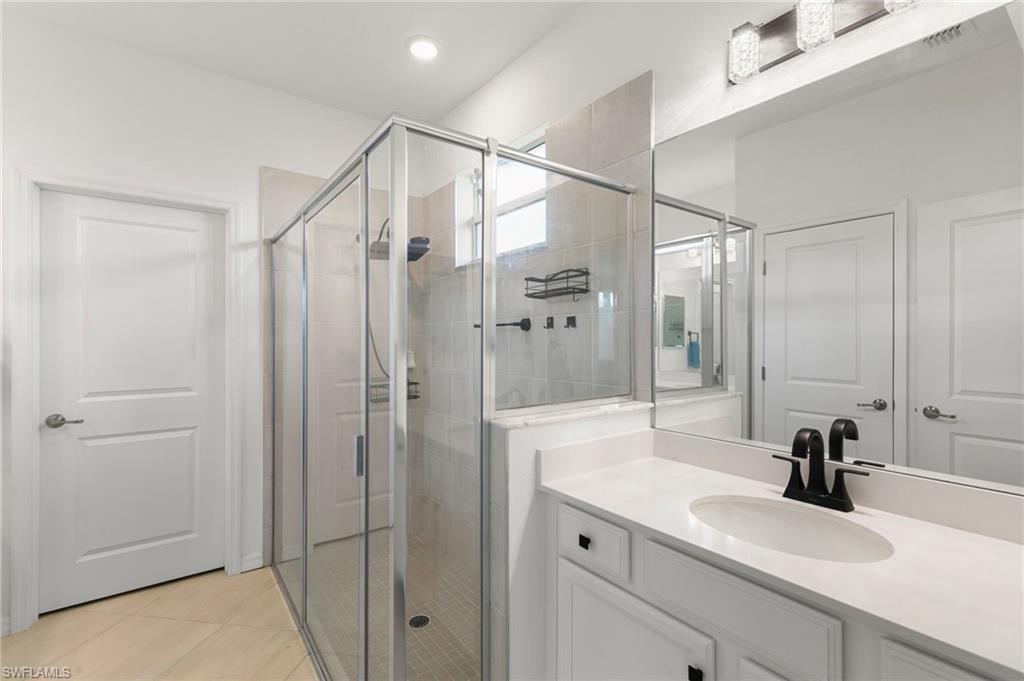 2547 Vine Ave Property Photo 18