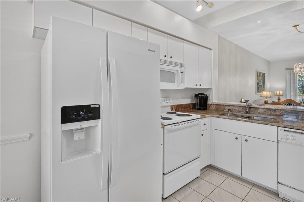 9300 Highland Woods Blvd 3206 Property Photo 5