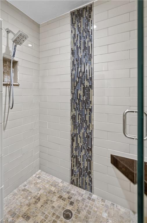 9500 Highland Woods Blvd 105 Property Photo 15