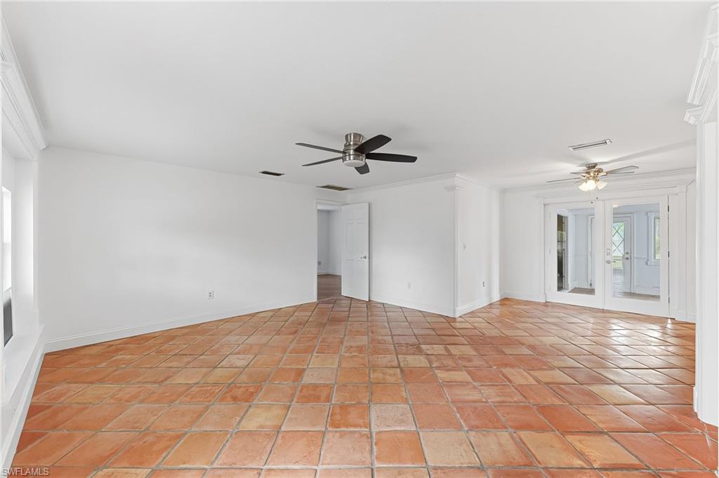 1290 Saint Clair Shores Rd Property Photo 8