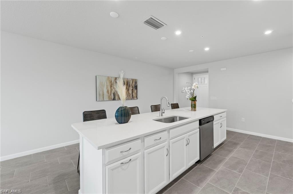 4676 Arboretum Cir 102 Property Photo 6