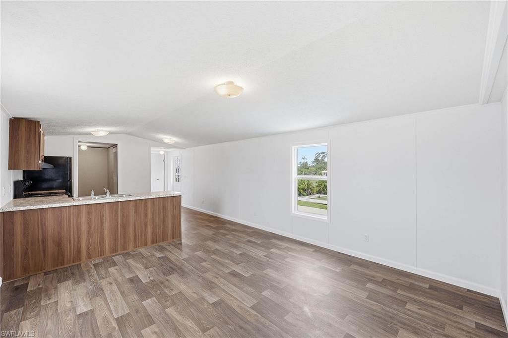 226022446 Property Photo 2