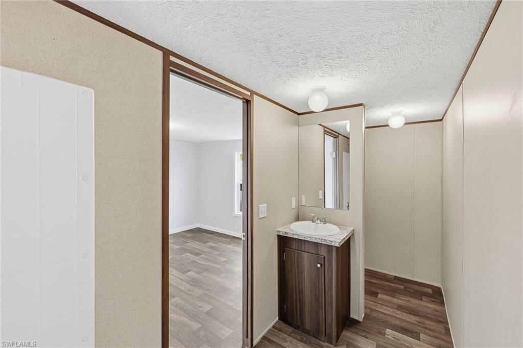 226022446 Property Photo 13