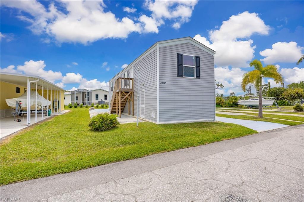 226022446 Property Photo 43