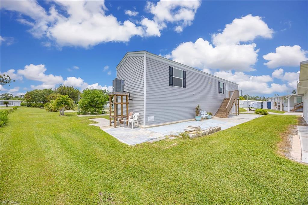 226022446 Property Photo 44
