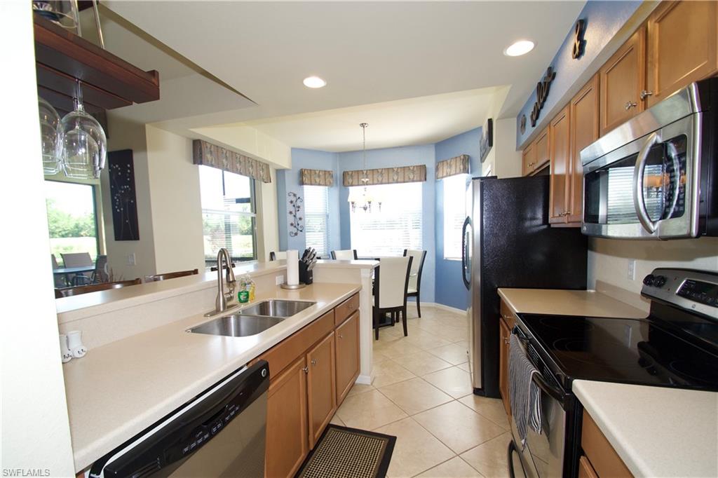 10337 Heritage Bay Blvd 1813 Property Photo 8