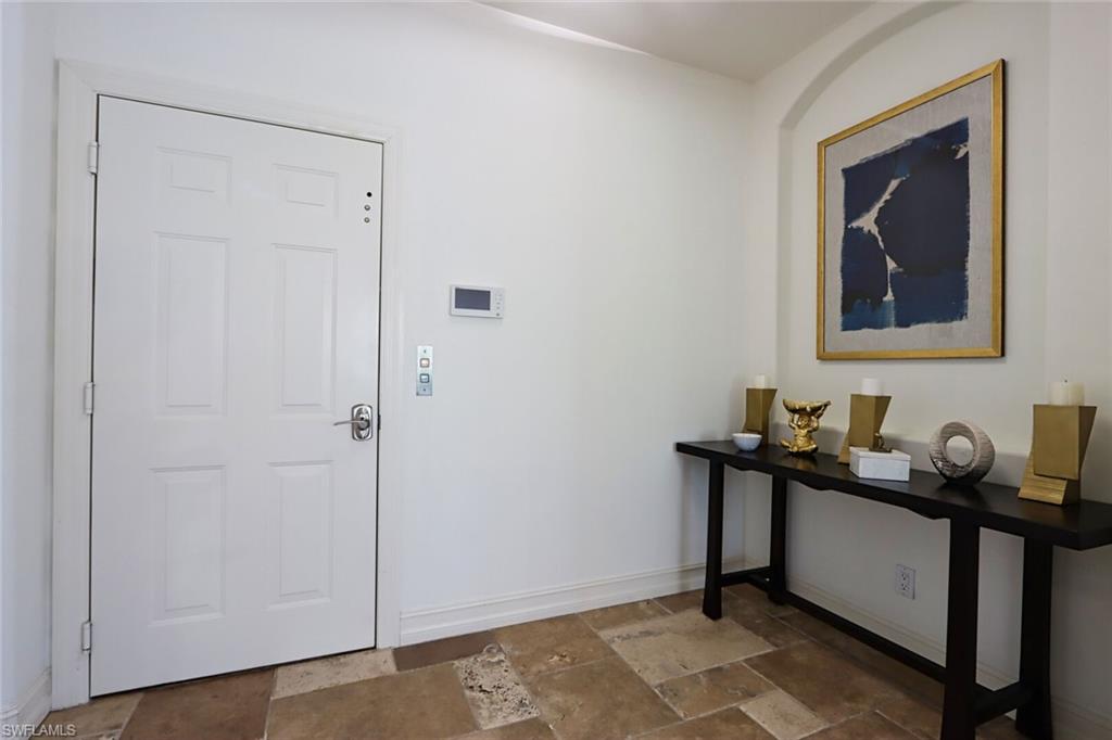 2868 Tiburon Blvd E 102 Property Photo 8