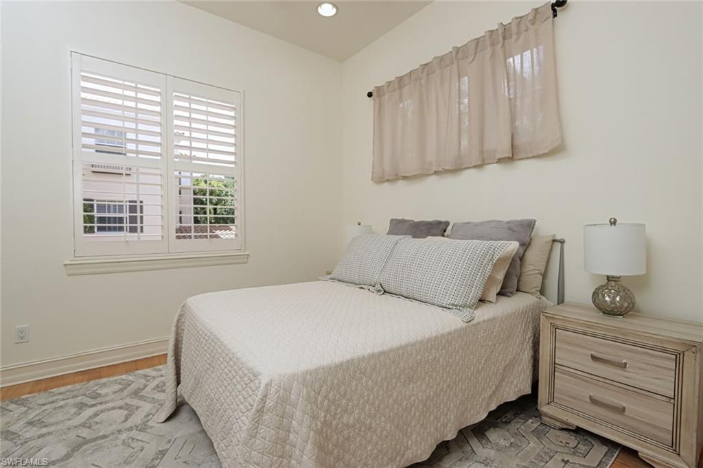 2868 Tiburon Blvd E 102 Property Photo 17