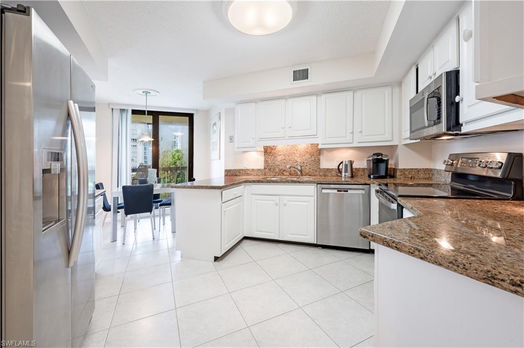4551 Gulf Shore Blvd N 306 Property Photo 17