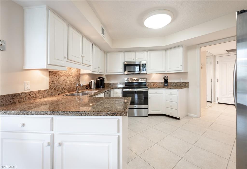 4551 Gulf Shore Blvd N 306 Property Photo 19