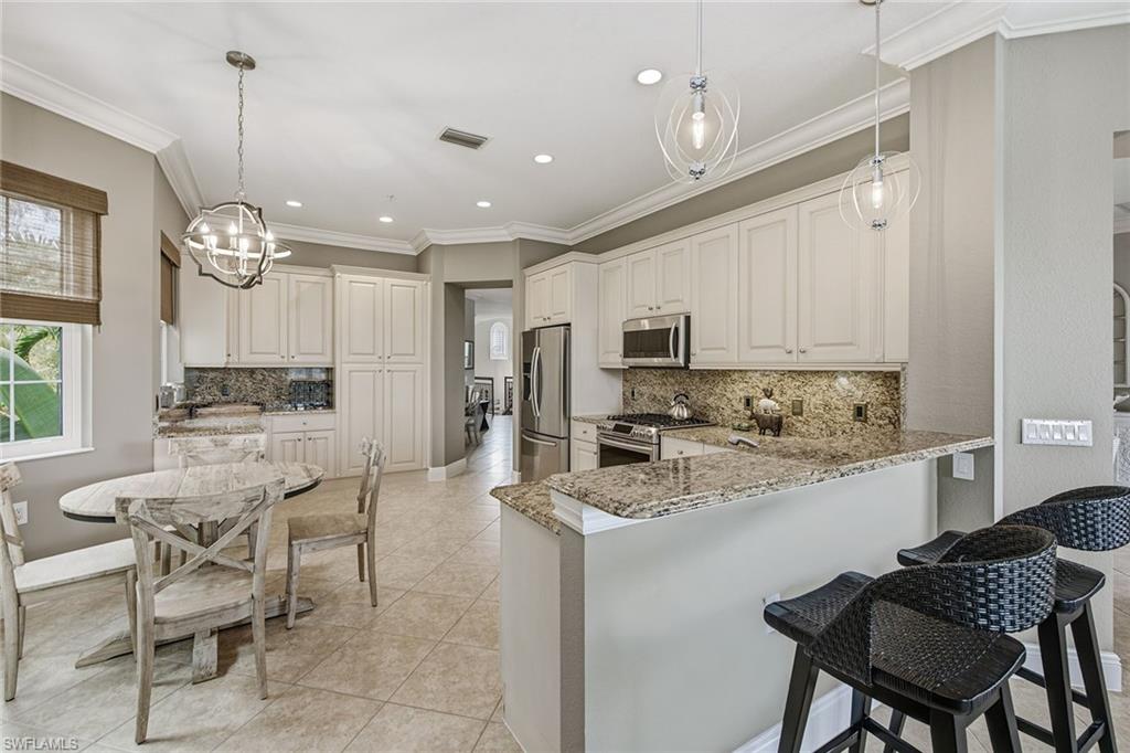 9270 Campanile Cir 204 Property Photo 7