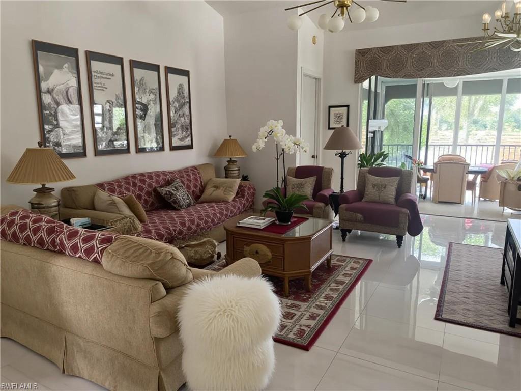562 Laguna Royale Blvd 604 Property Photo 6