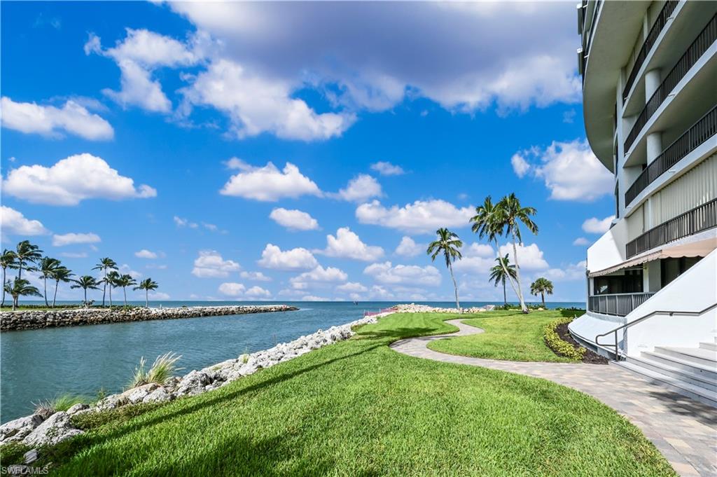 2316 Gulf Shore Blvd N 411 Property Photo 40