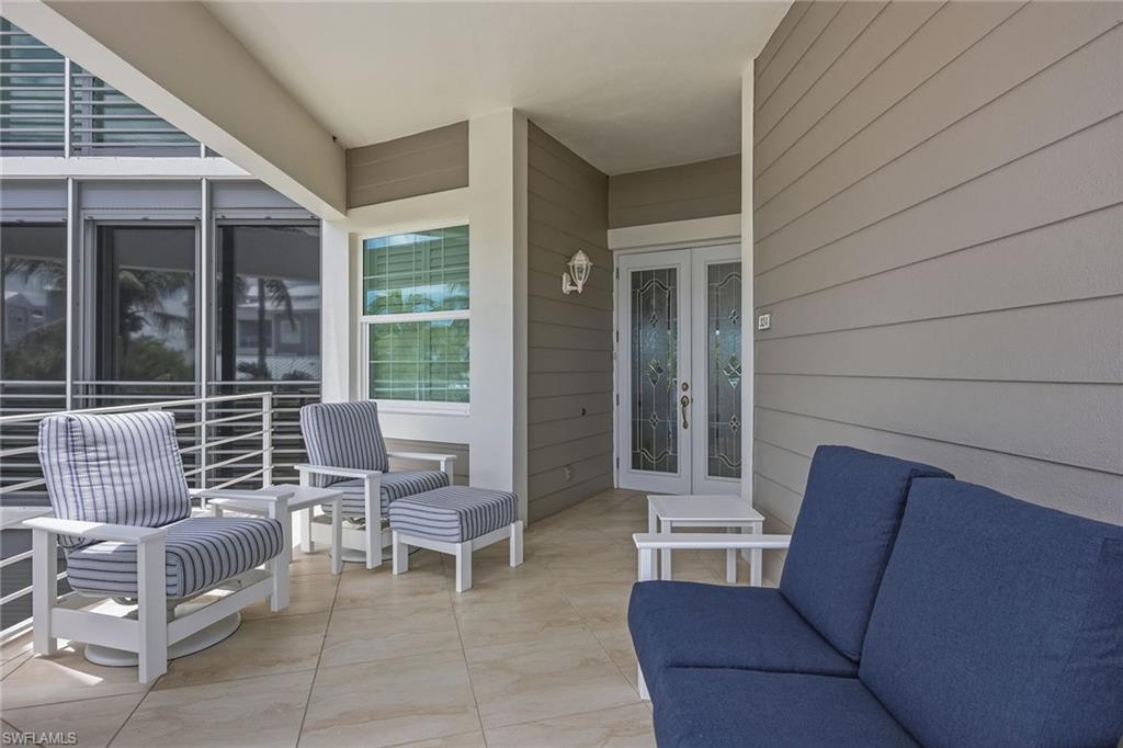 824 Hideaway Cir E 324 Property Photo 2