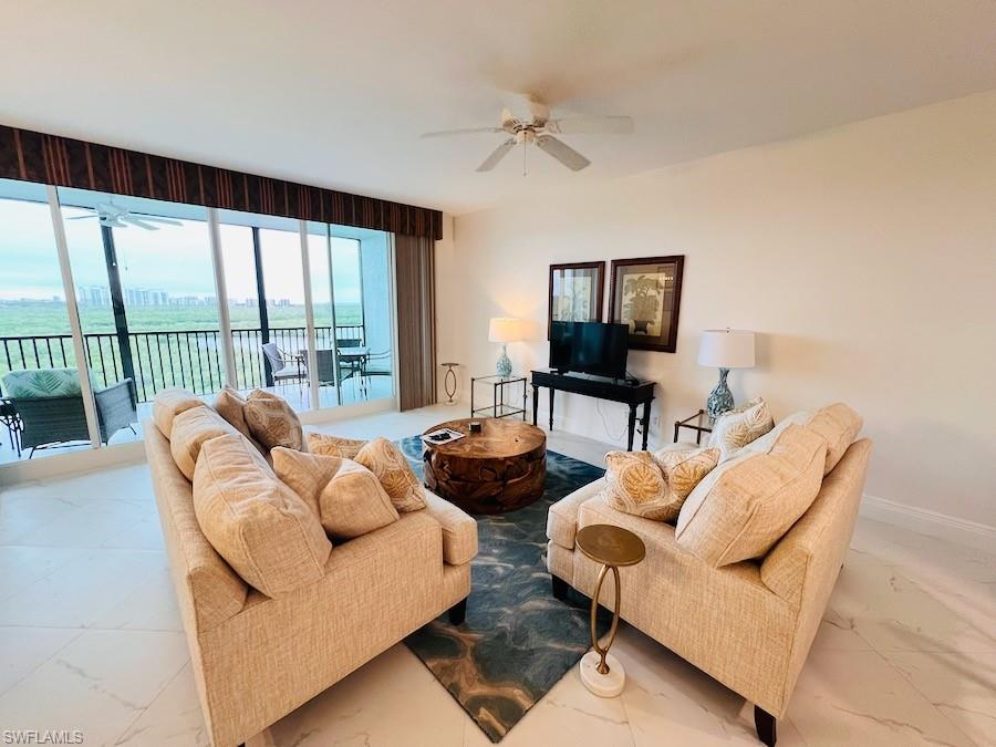 425 Cove Tower Dr 902 Property Photo 11