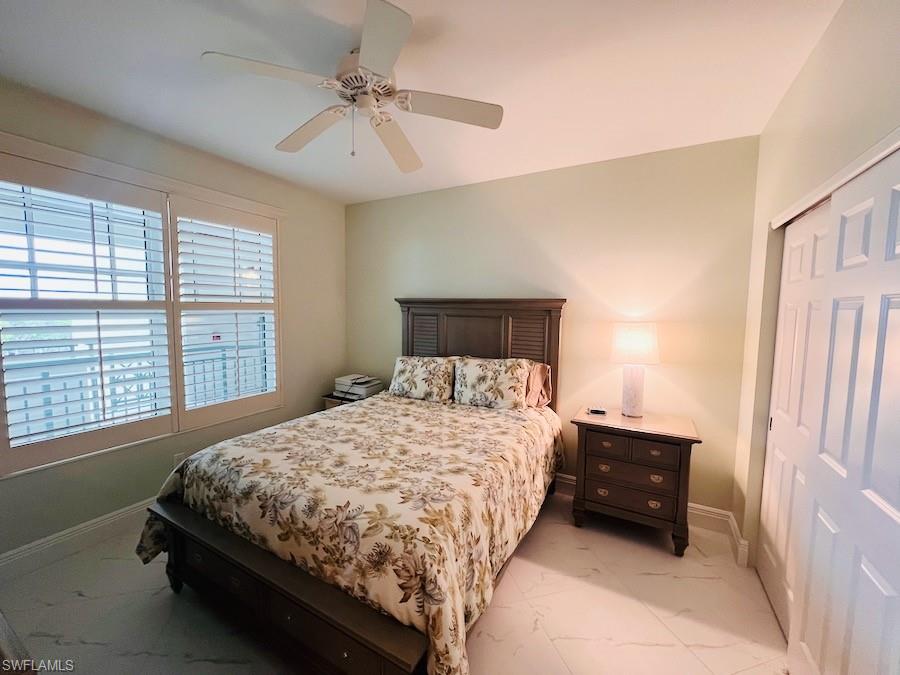 425 Cove Tower Dr 902 Property Photo 12