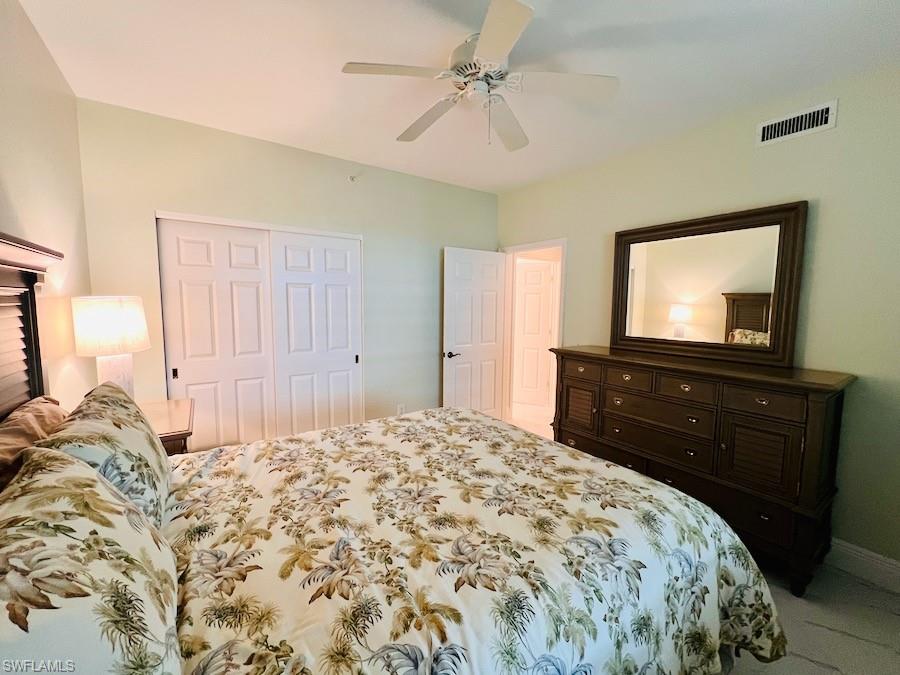 425 Cove Tower Dr 902 Property Photo 13