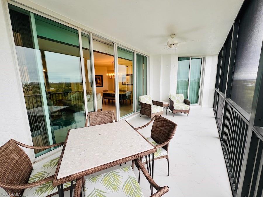 425 Cove Tower Dr 902 Property Photo 16