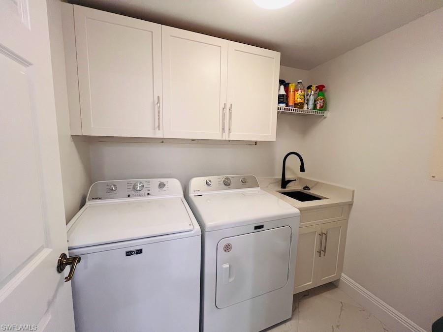 425 Cove Tower Dr 902 Property Photo 25