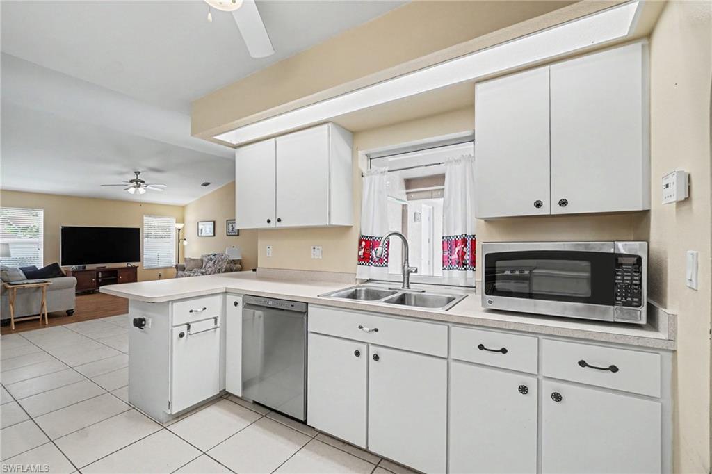 1714 21st Ter Property Photo 8