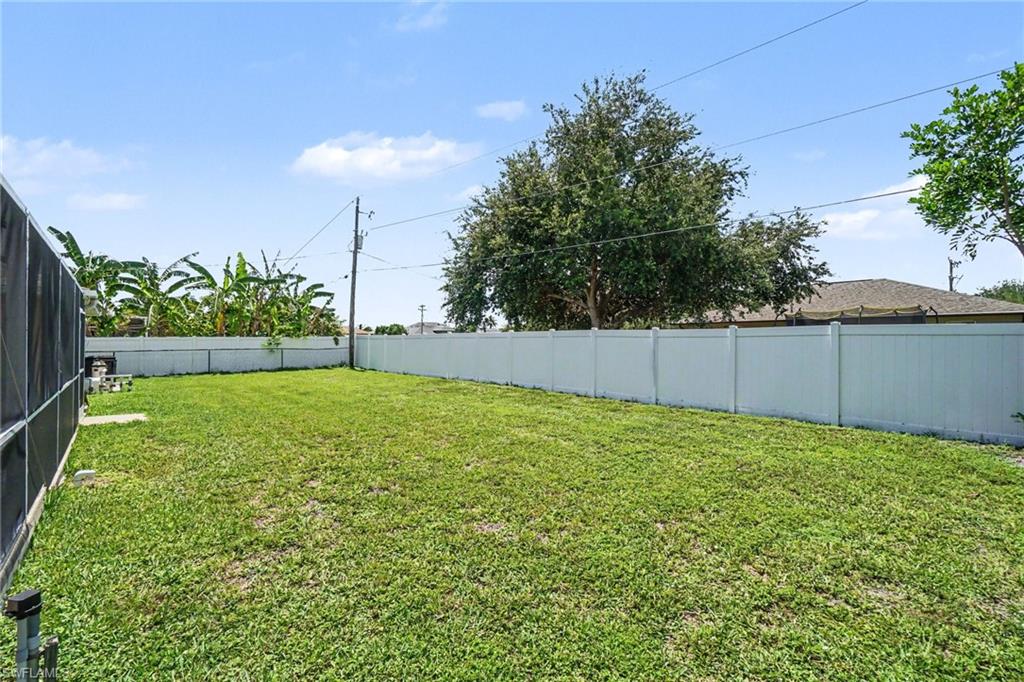 1714 21st Ter Property Photo 16