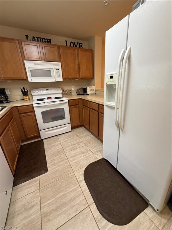 9073 Gervais Cir 1007 Property Photo 3
