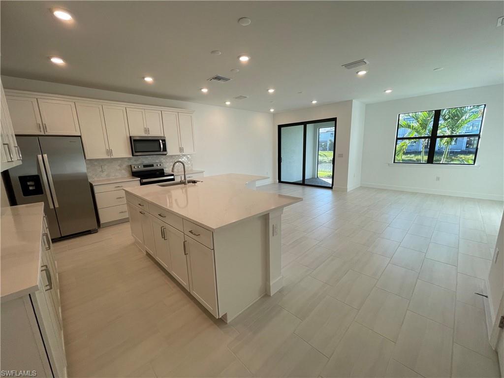 4101 Sonoma Oaks Cir Property Photo 4