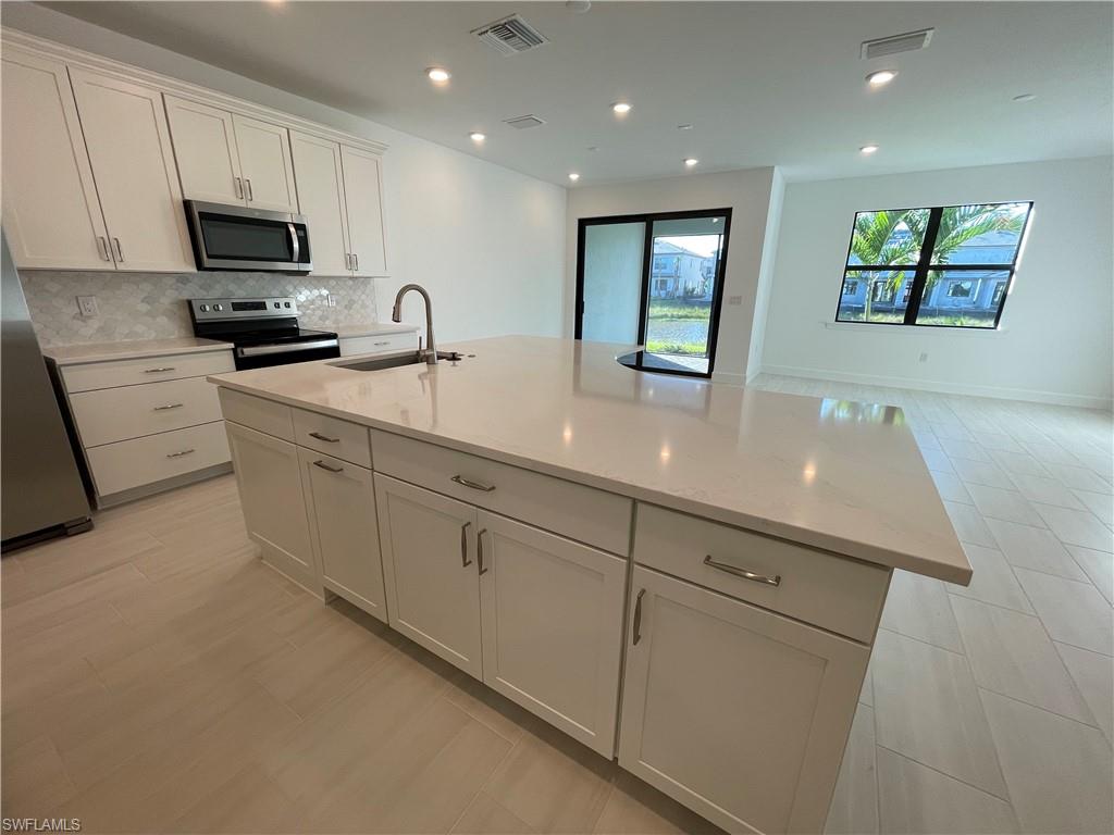 4101 Sonoma Oaks Cir Property Photo 5