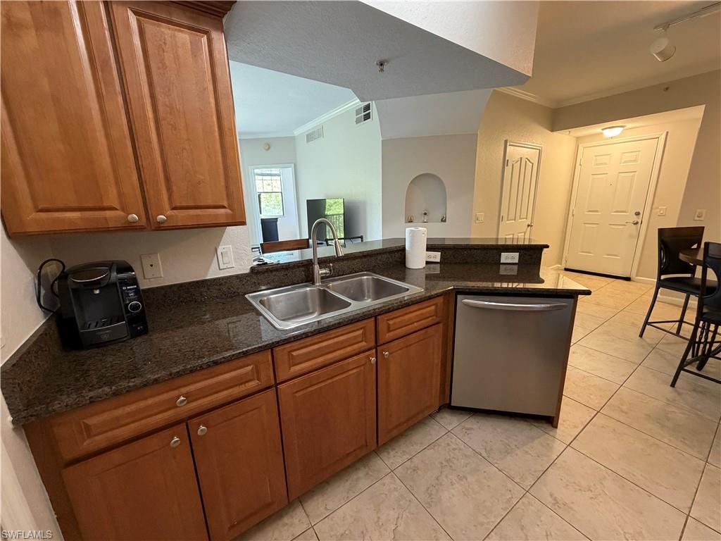 12970 Positano Cir 206 Property Photo 6