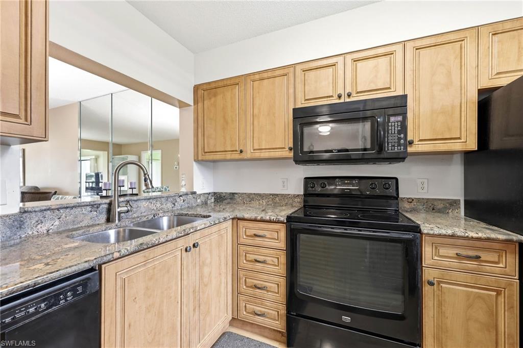 7406 Lake Breeze Dr 218 Property Photo 3