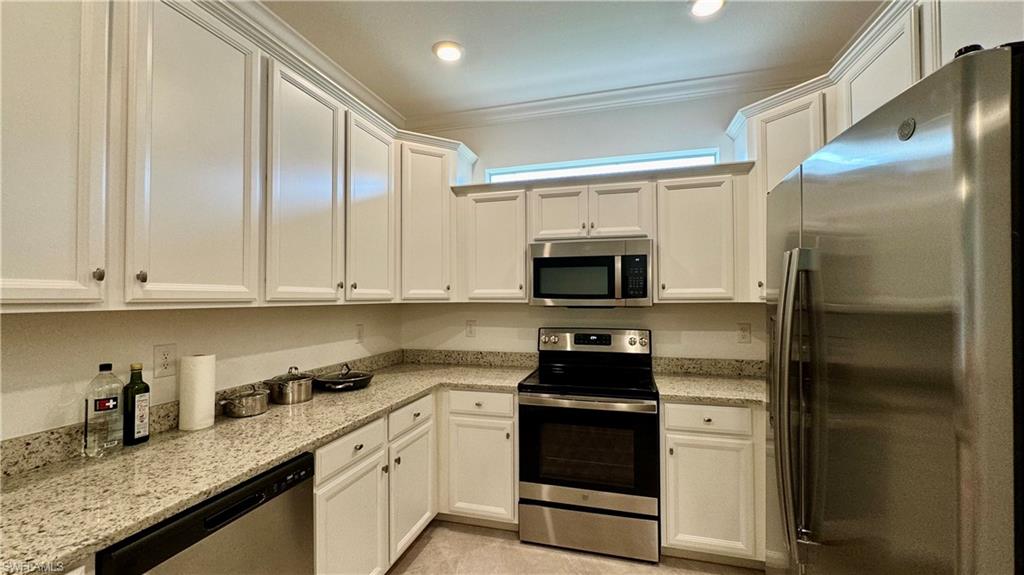 2066 Tamarron Ln Property Photo 7