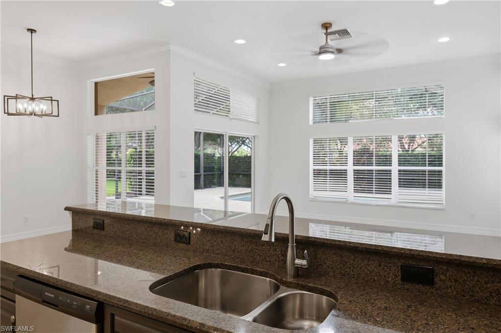2009 Isla De Palma Cir Property Photo 32