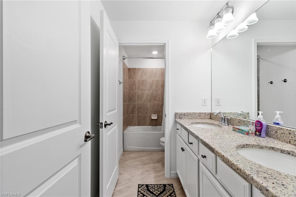 2516 Kona Way Property Photo 19