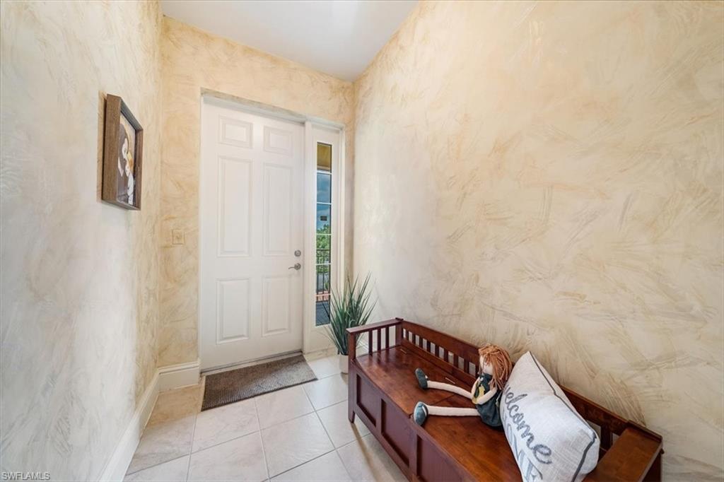 5068 Annunciation Cir 4210 Property Photo 4