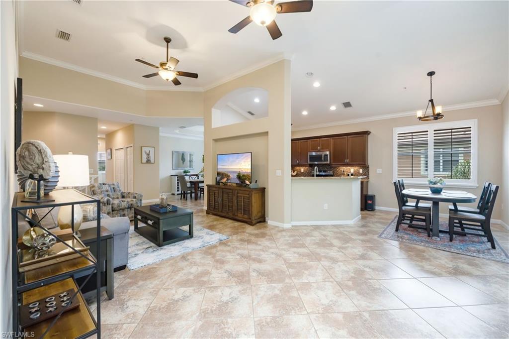 6657 Alden Woods Cir 201 Property Photo 6