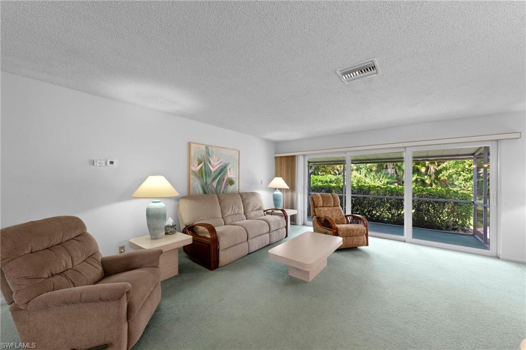 50 Glades Blvd 2 Property Photo 7