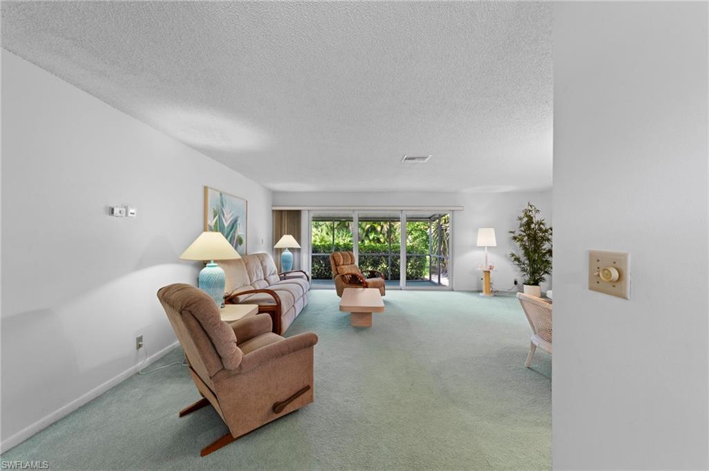 50 Glades Blvd 2 Property Photo 8