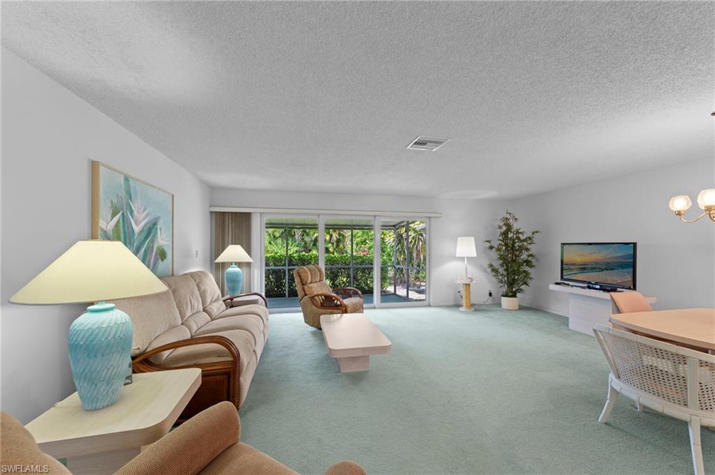 50 Glades Blvd 2 Property Photo 9