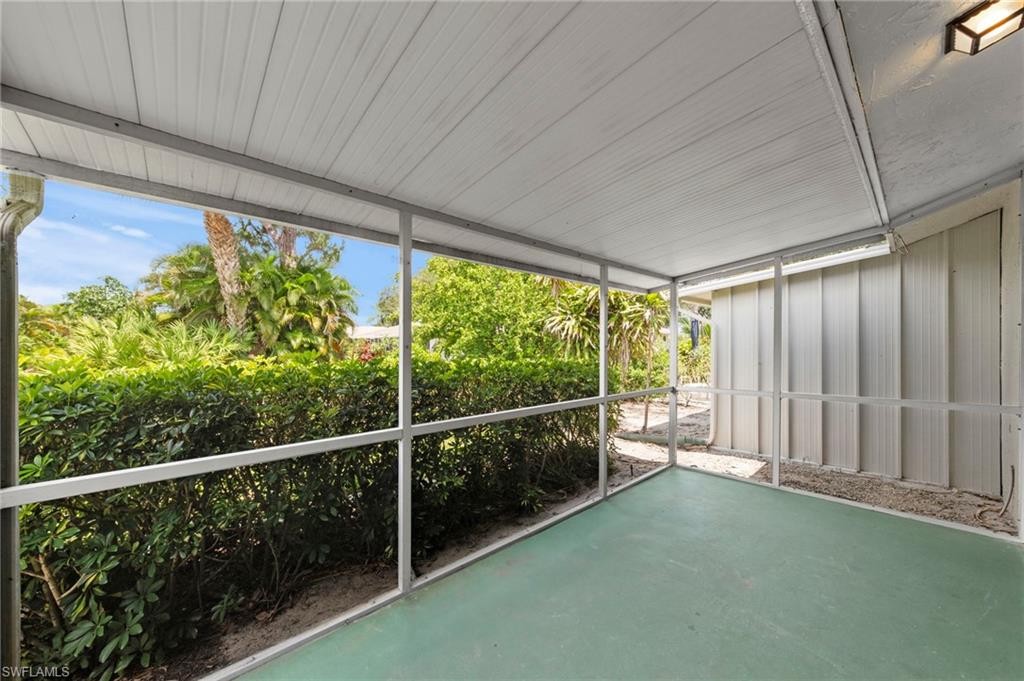 50 Glades Blvd 2 Property Photo 22