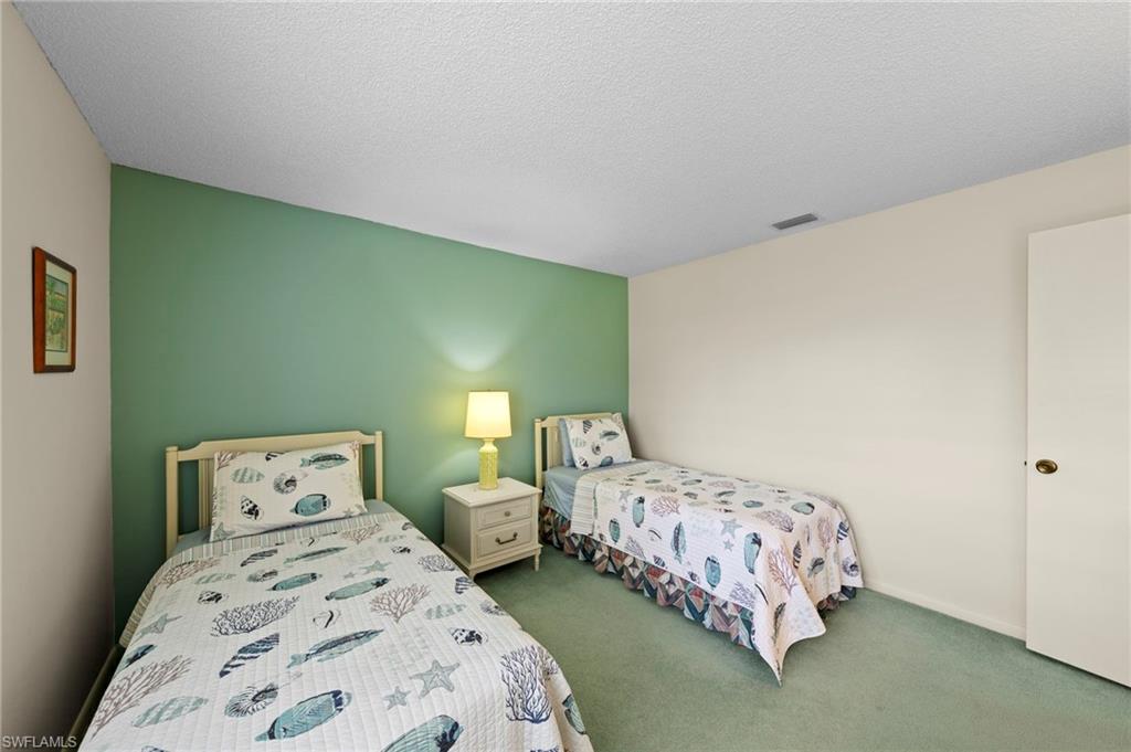 50 Glades Blvd 2 Property Photo 27