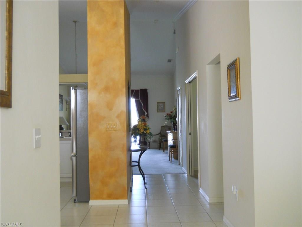 500 Robin Hood Cir 202 Property Photo 4