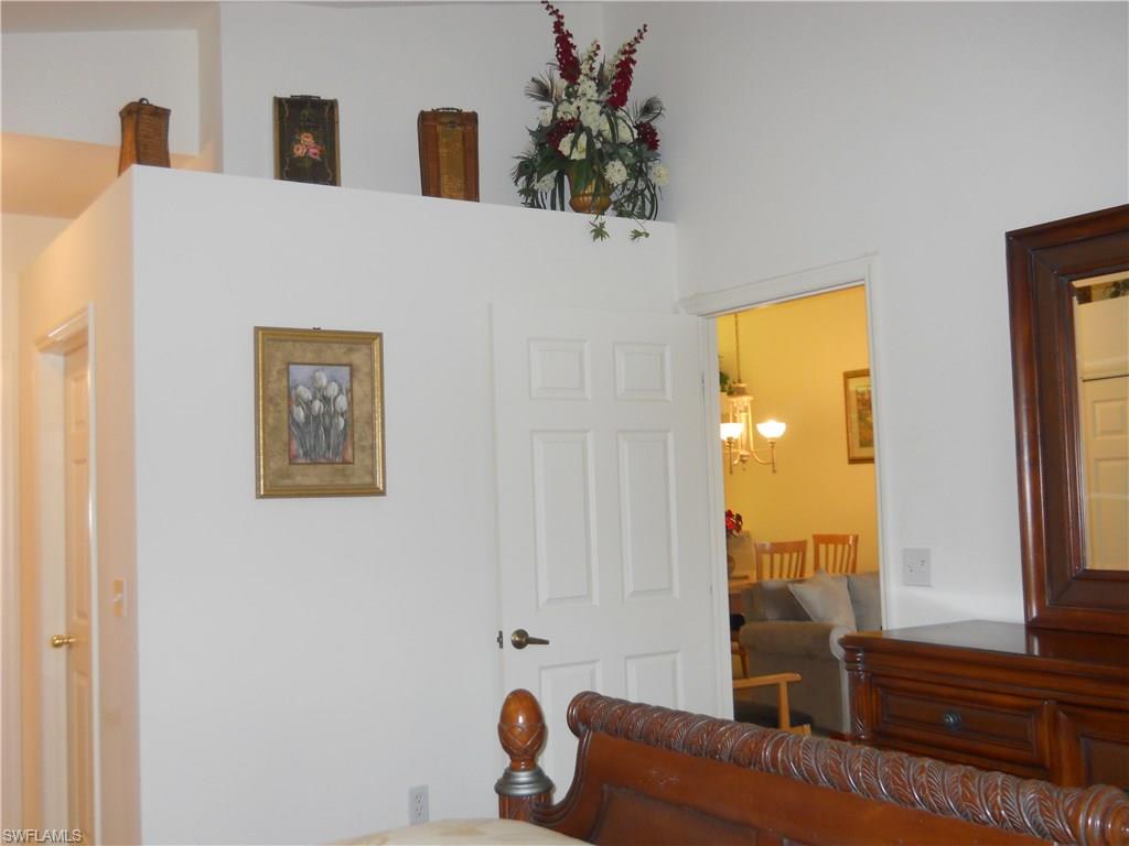 500 Robin Hood Cir 202 Property Photo 12