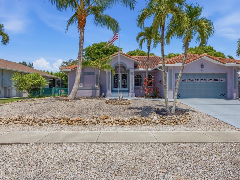 211 Bahama Ave Property Photo 1