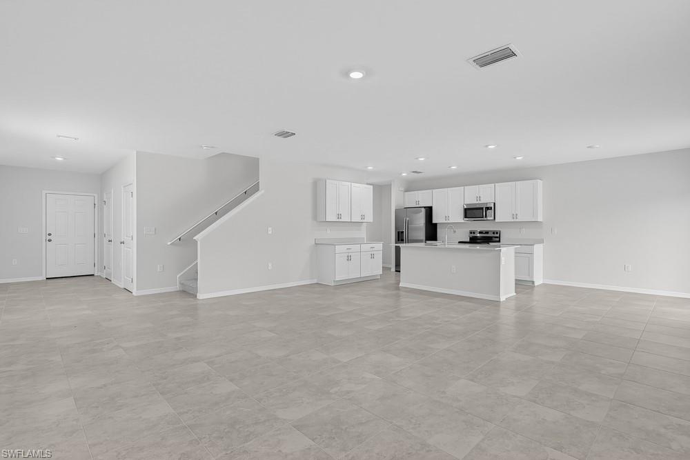 6523 Equinox Ln Property Photo 9