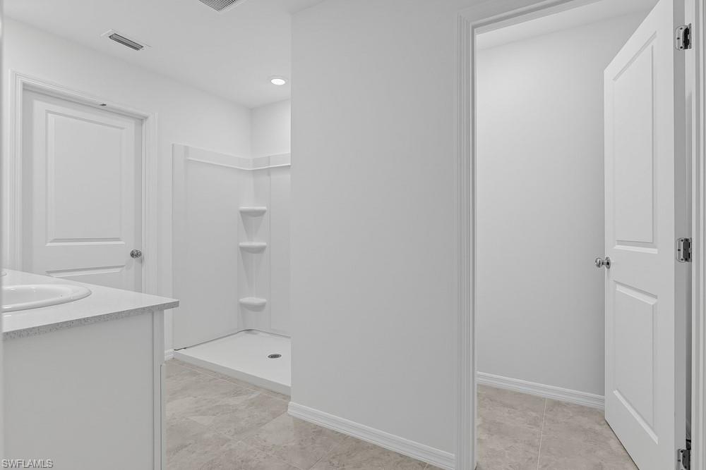 6523 Equinox Ln Property Photo 15
